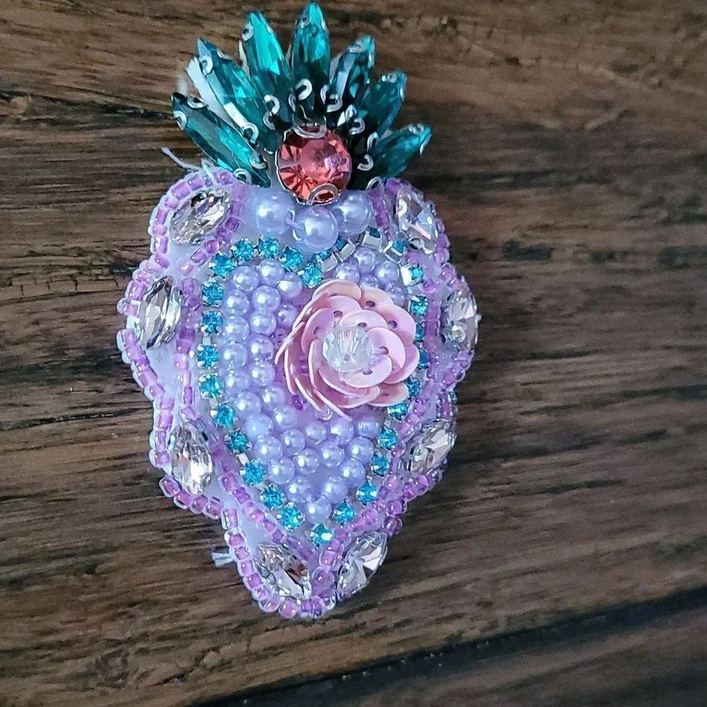 NWOT Beaded Rhinestone Applique - Picture 2 of 2
